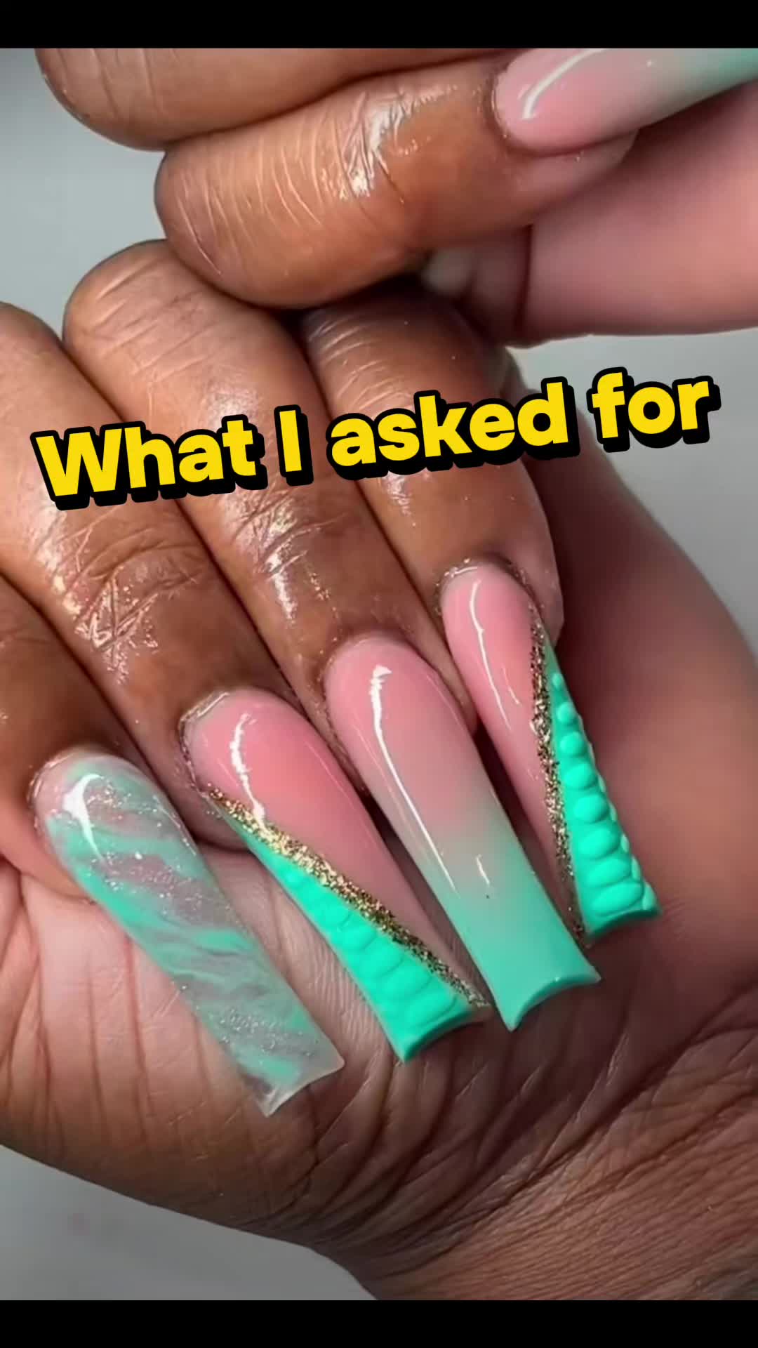 @HeyGirlHey