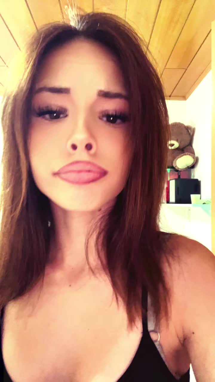 @Leony_8754