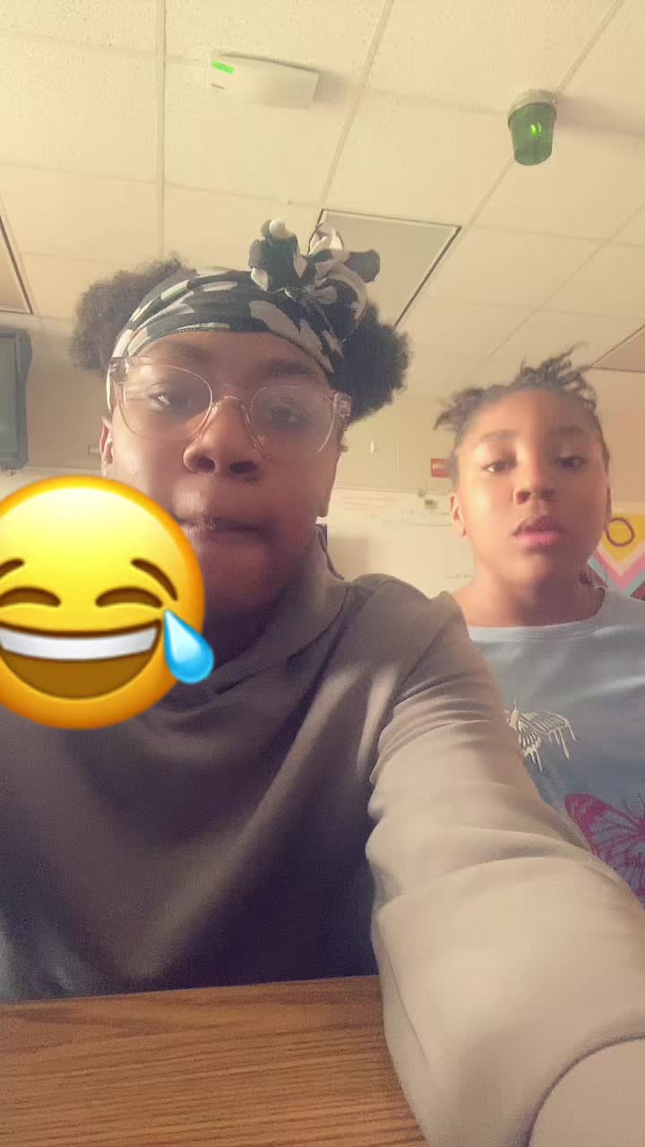 @🧌.