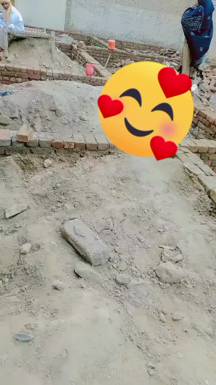 @Roshani_روشنی ✨