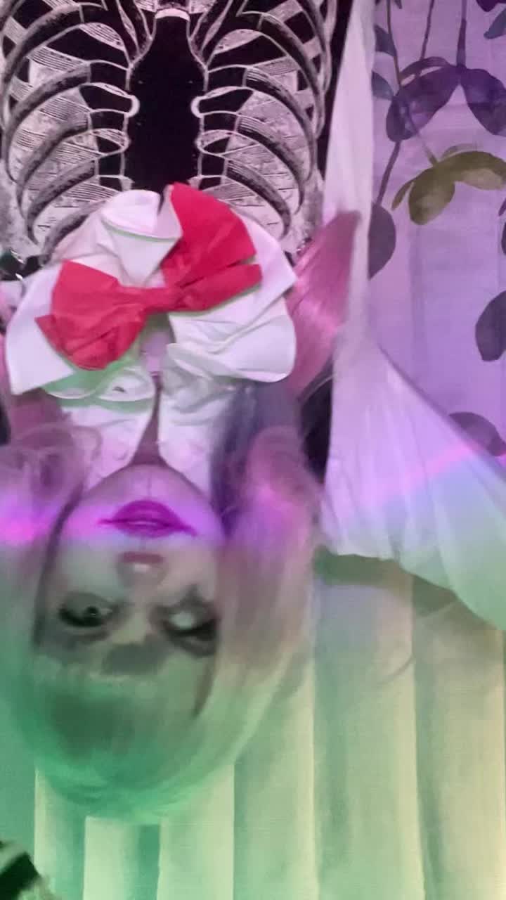 @Cocacolaminifridge 🏳️🌈