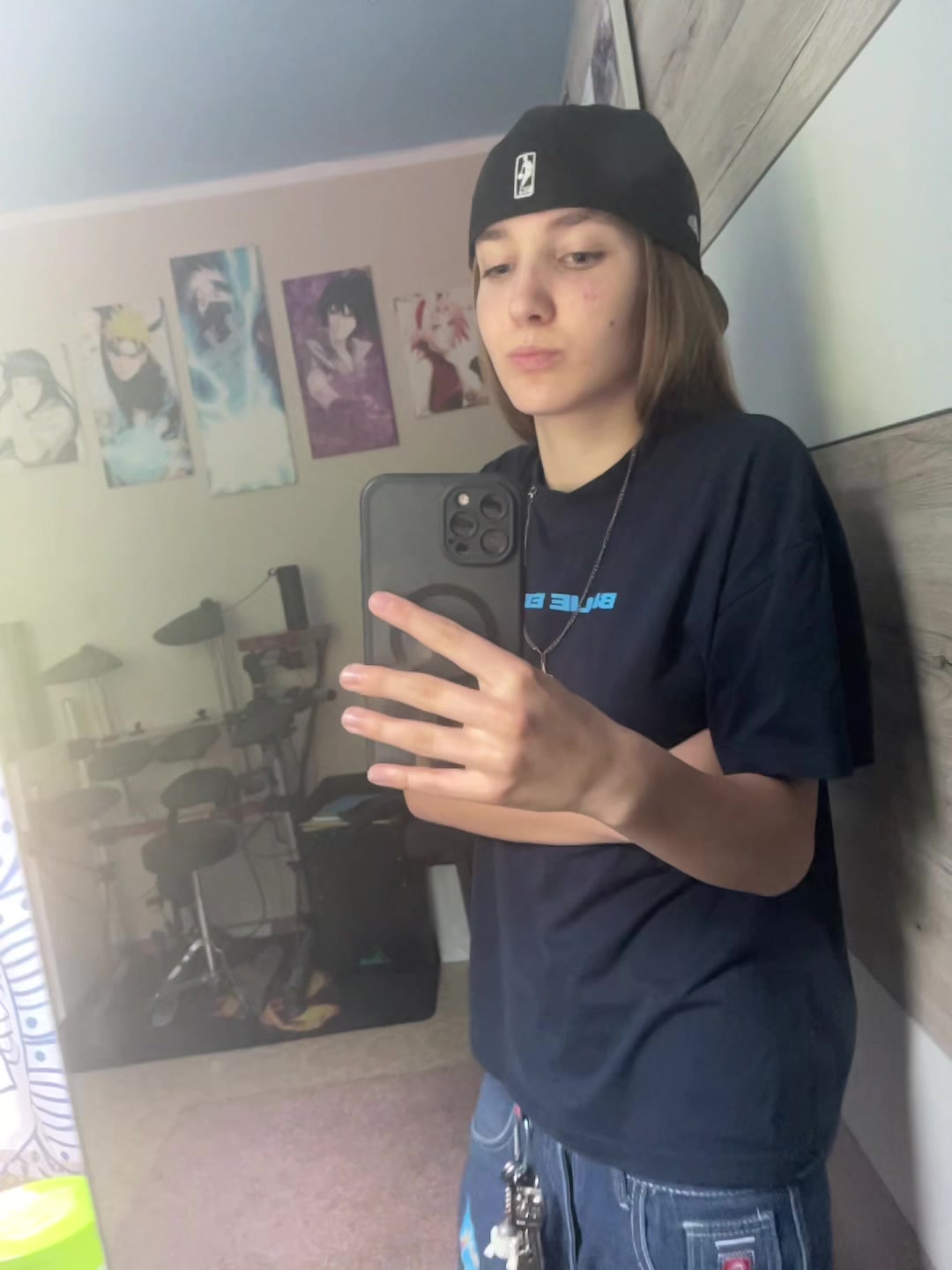@Laraa