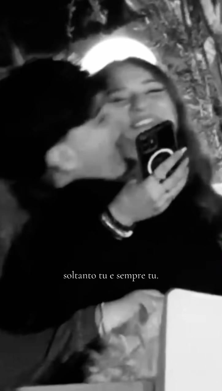 @𝟐𝟐