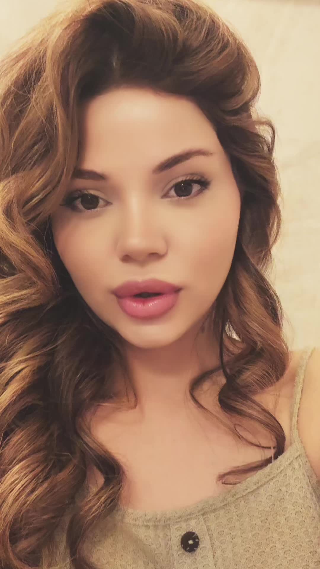 @_snezhk