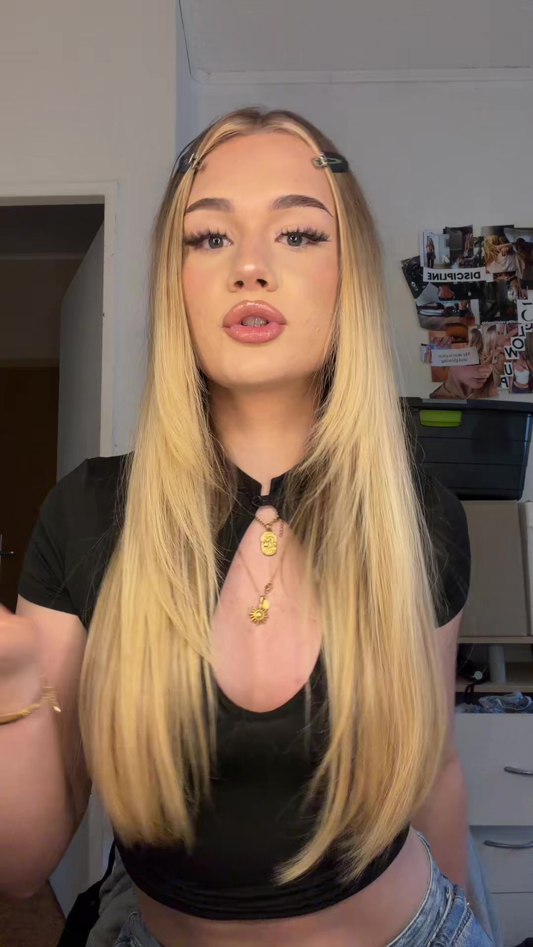 @Melina