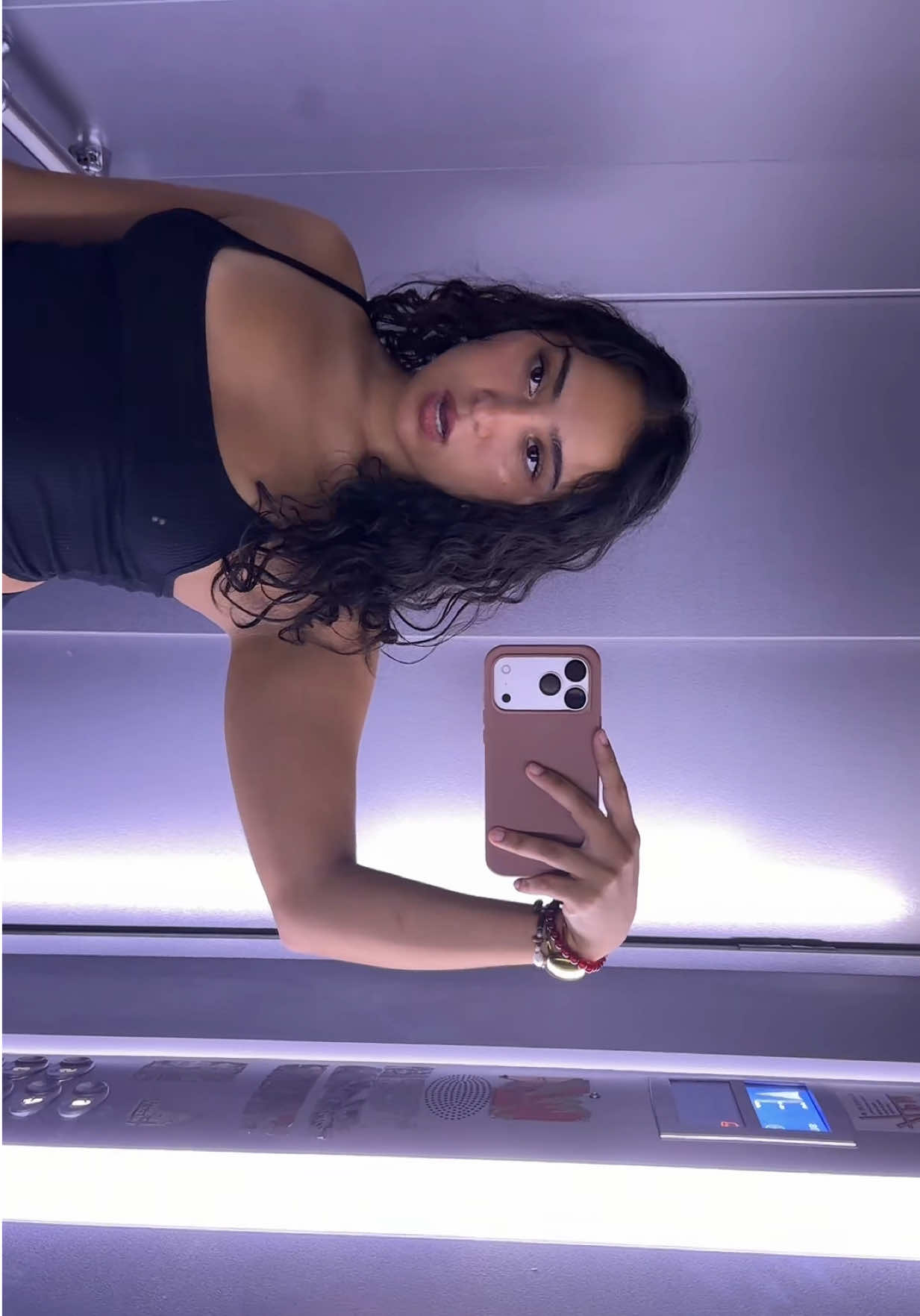 @...