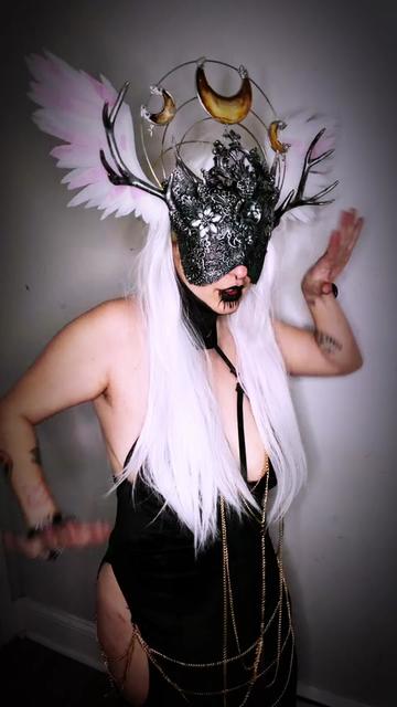 @Slumber moth