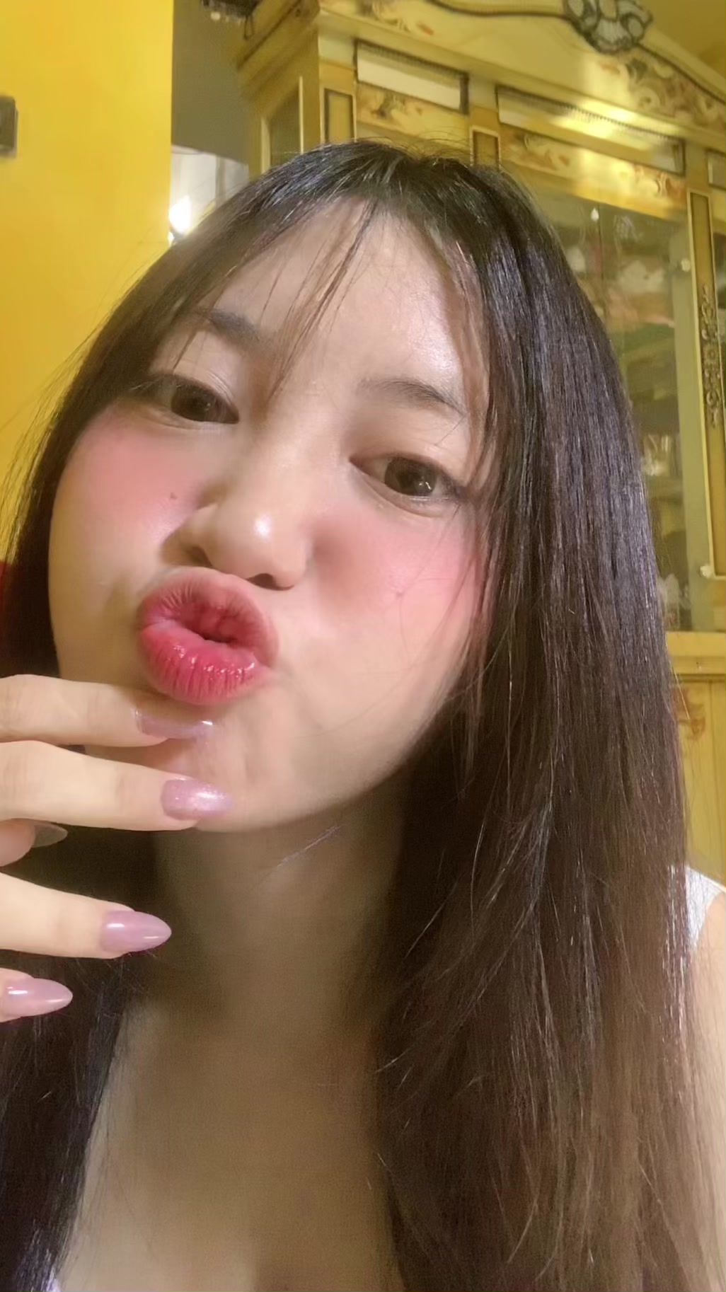 @🧚&zwj;♀️
