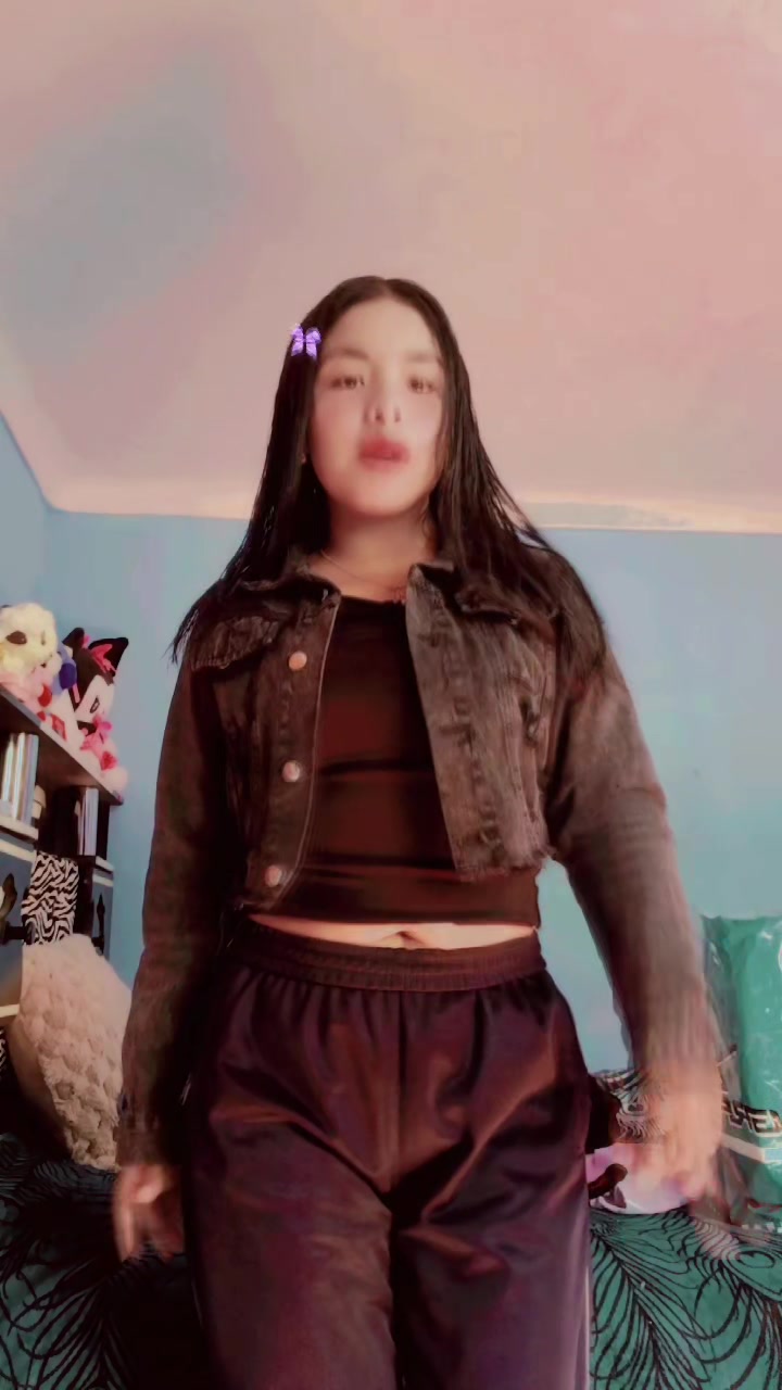 @NADIA๐ซ