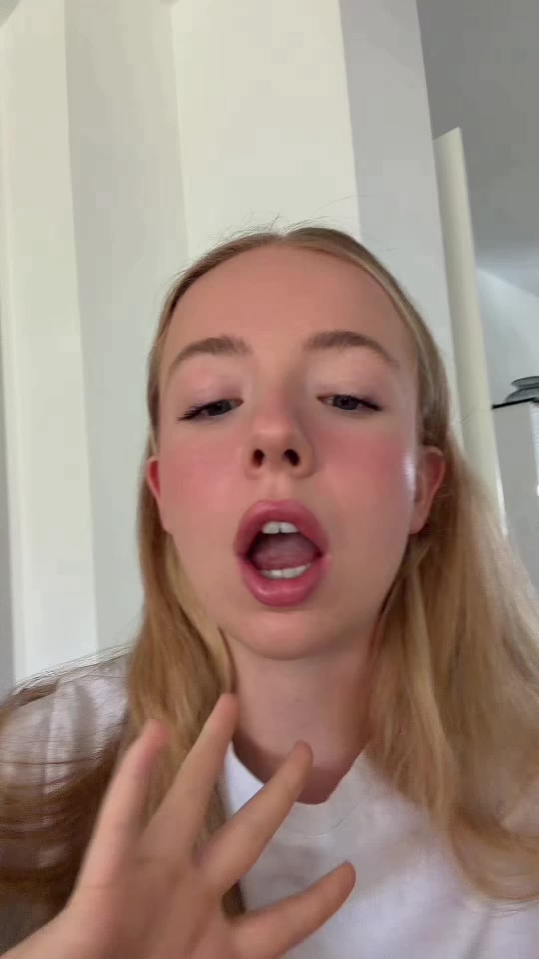 @Laura