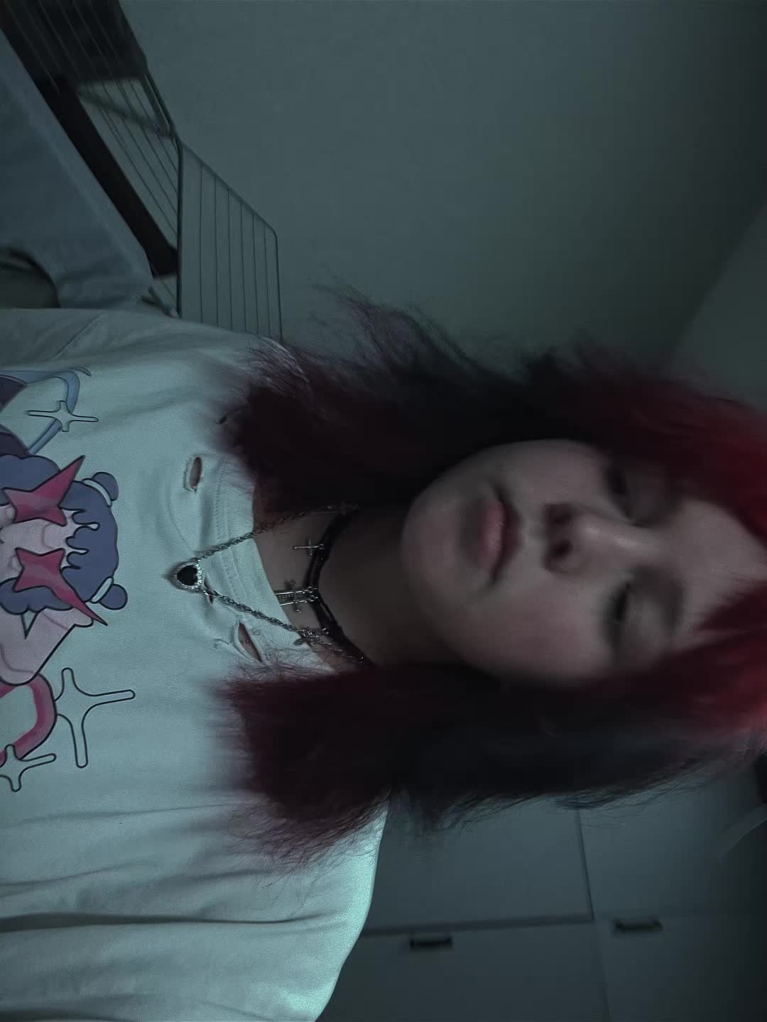 @...
