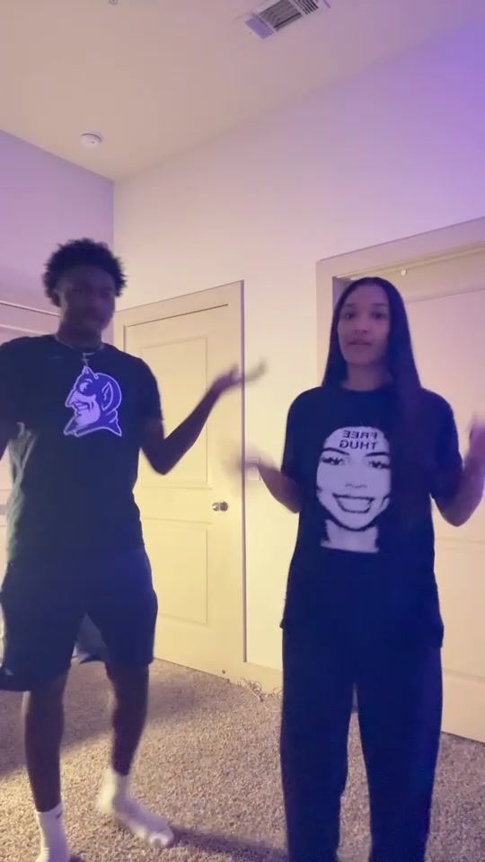 @Zo