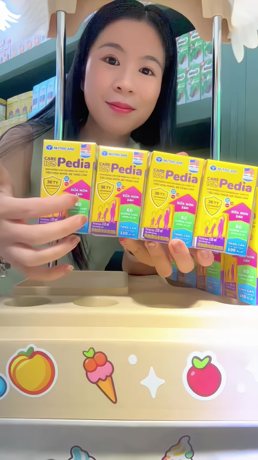 @Em Lisa M&egrave;