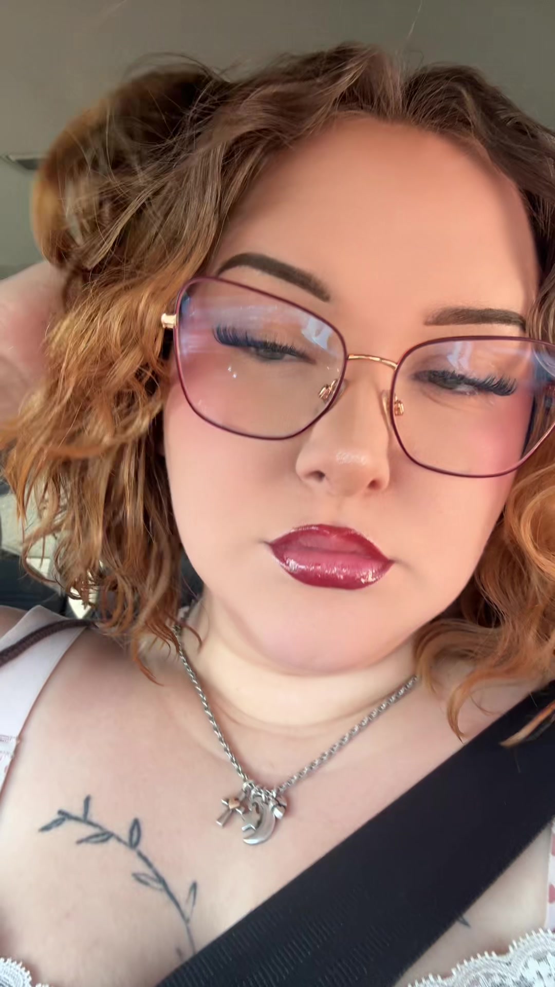 @girlypopmoth