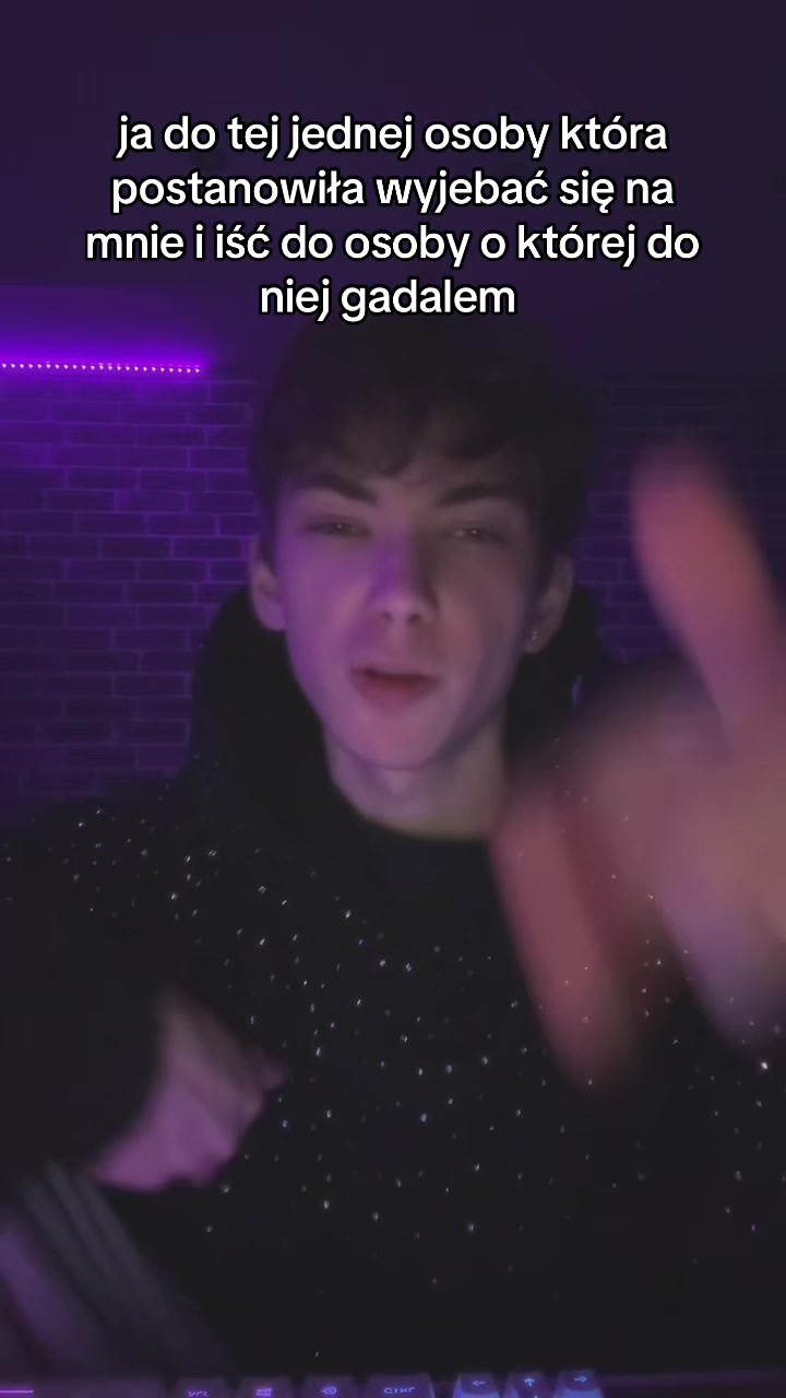 @napewnoniemaksiu