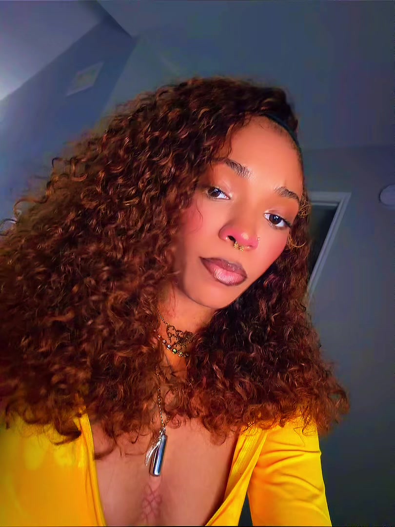 @YOUTUBER | TATTII💫
