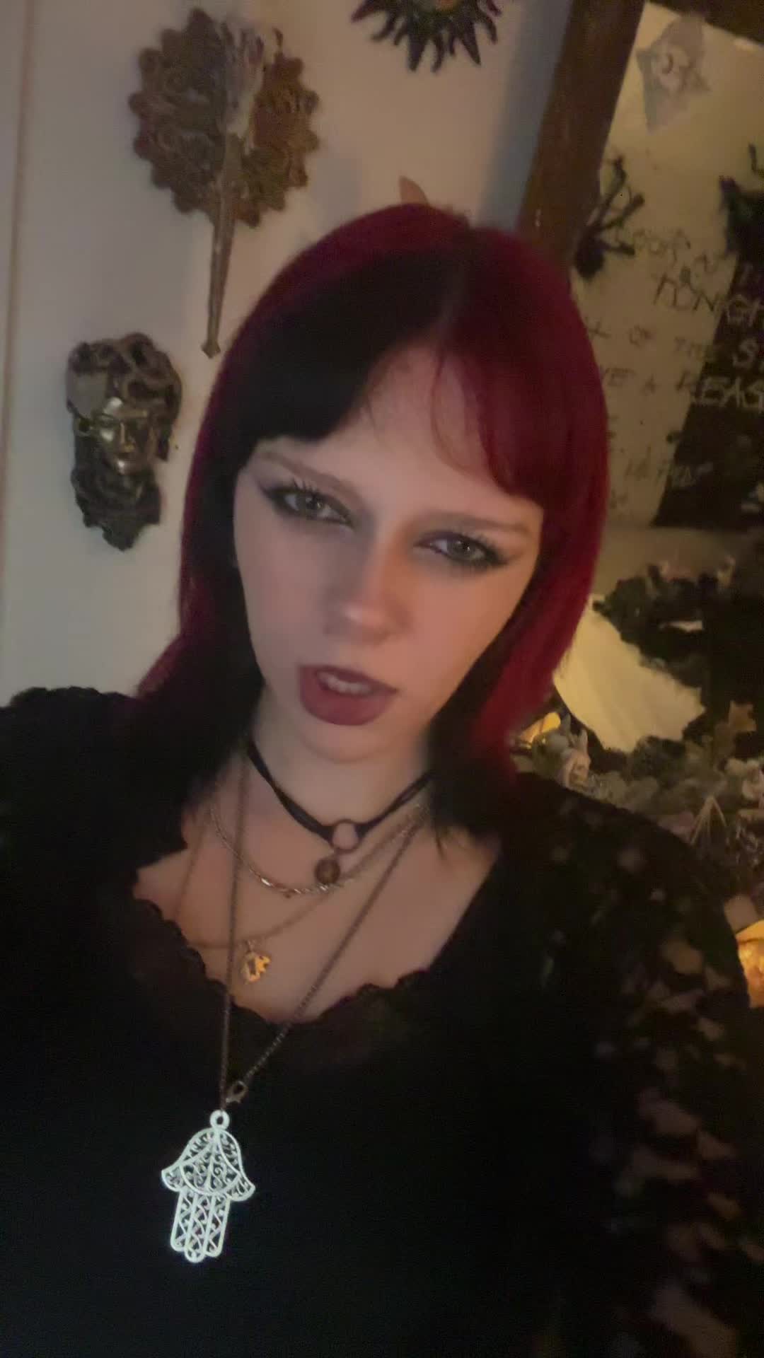 @ghost_girl11111
