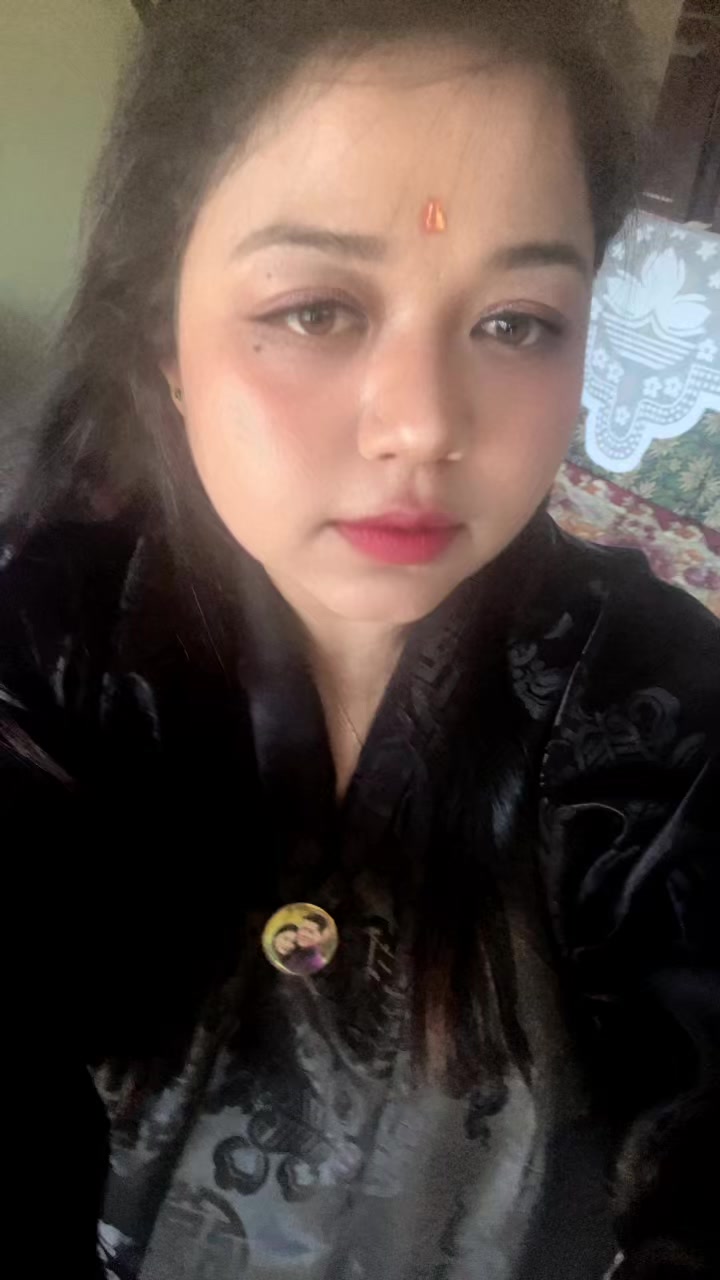 @Priya Dhangal🇧🇹