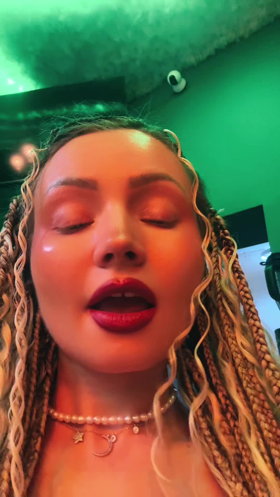 @IG: klaudiome