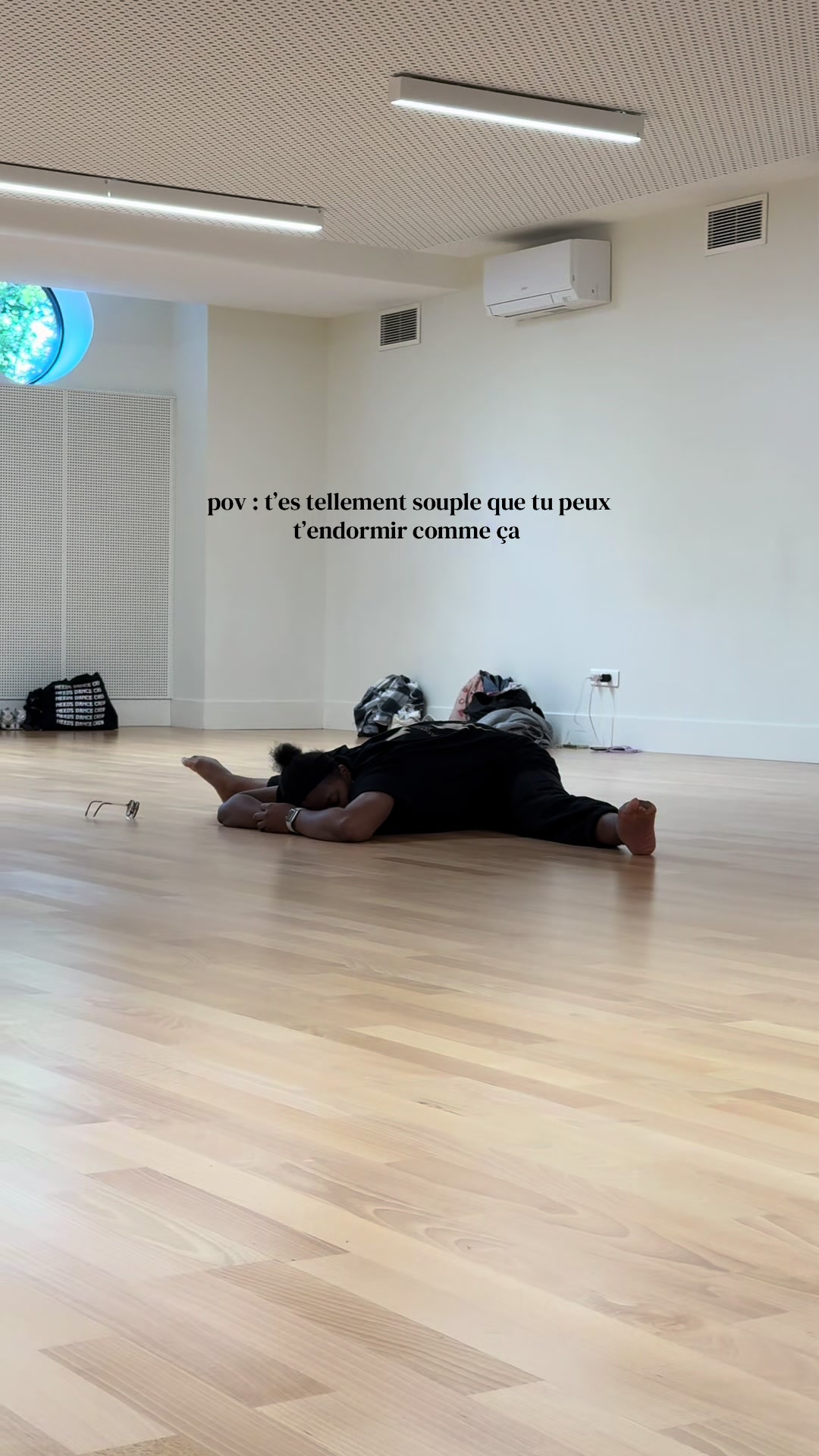 @NEEDS DANCE CREW