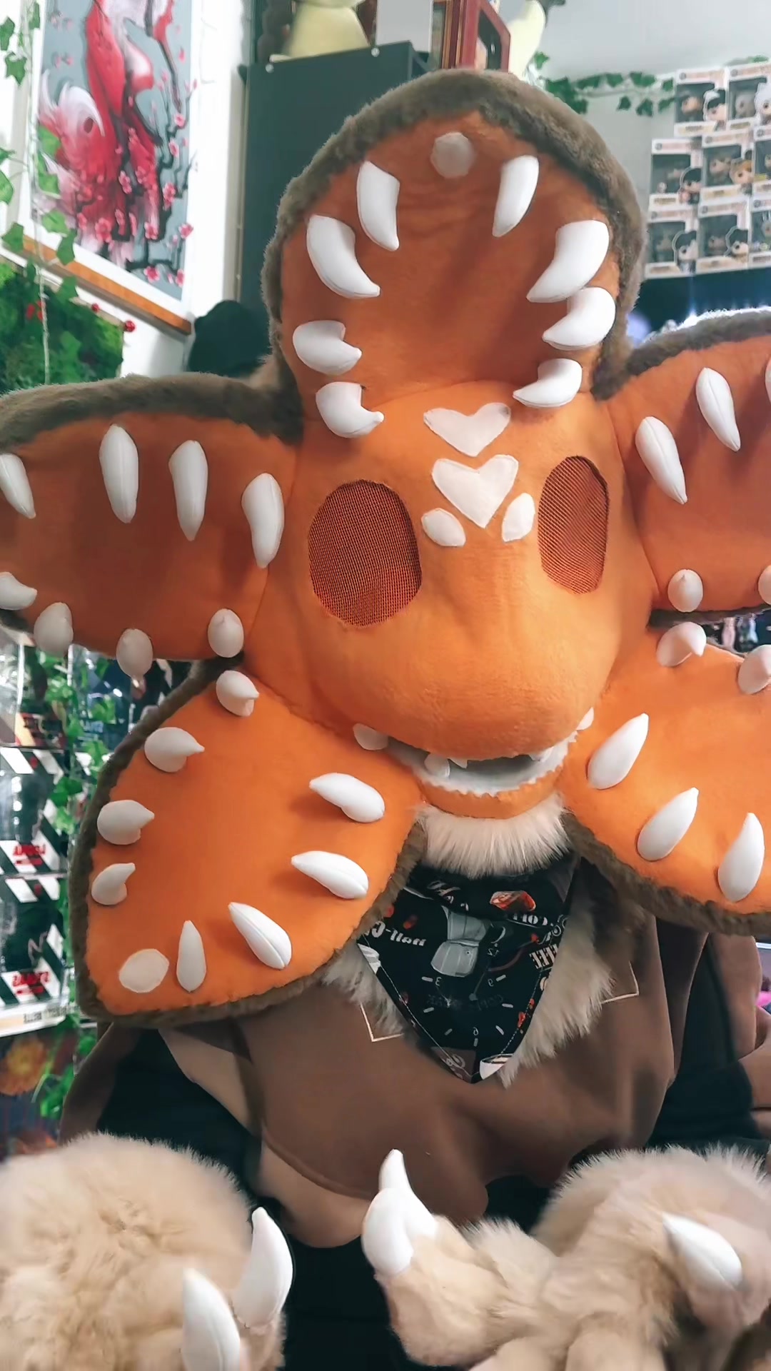 @Holofox