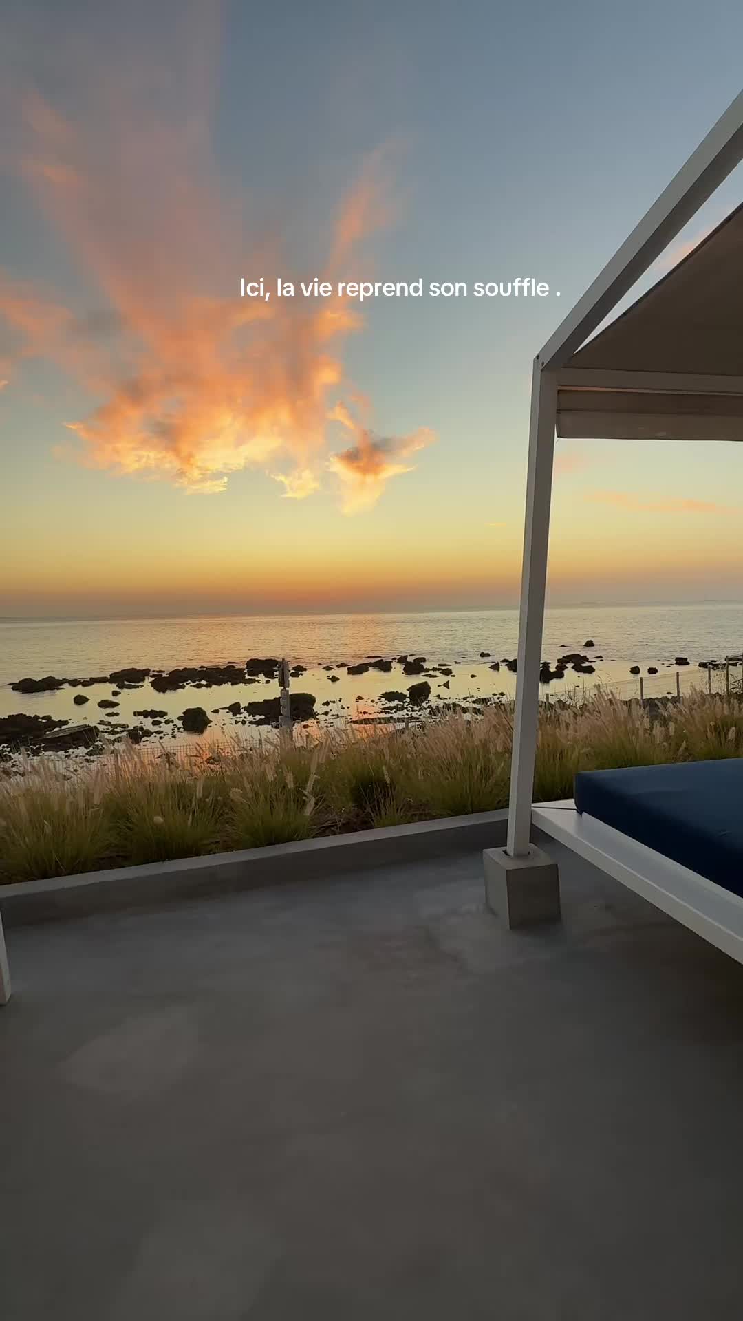 @JALYILA |Travel & vibes
