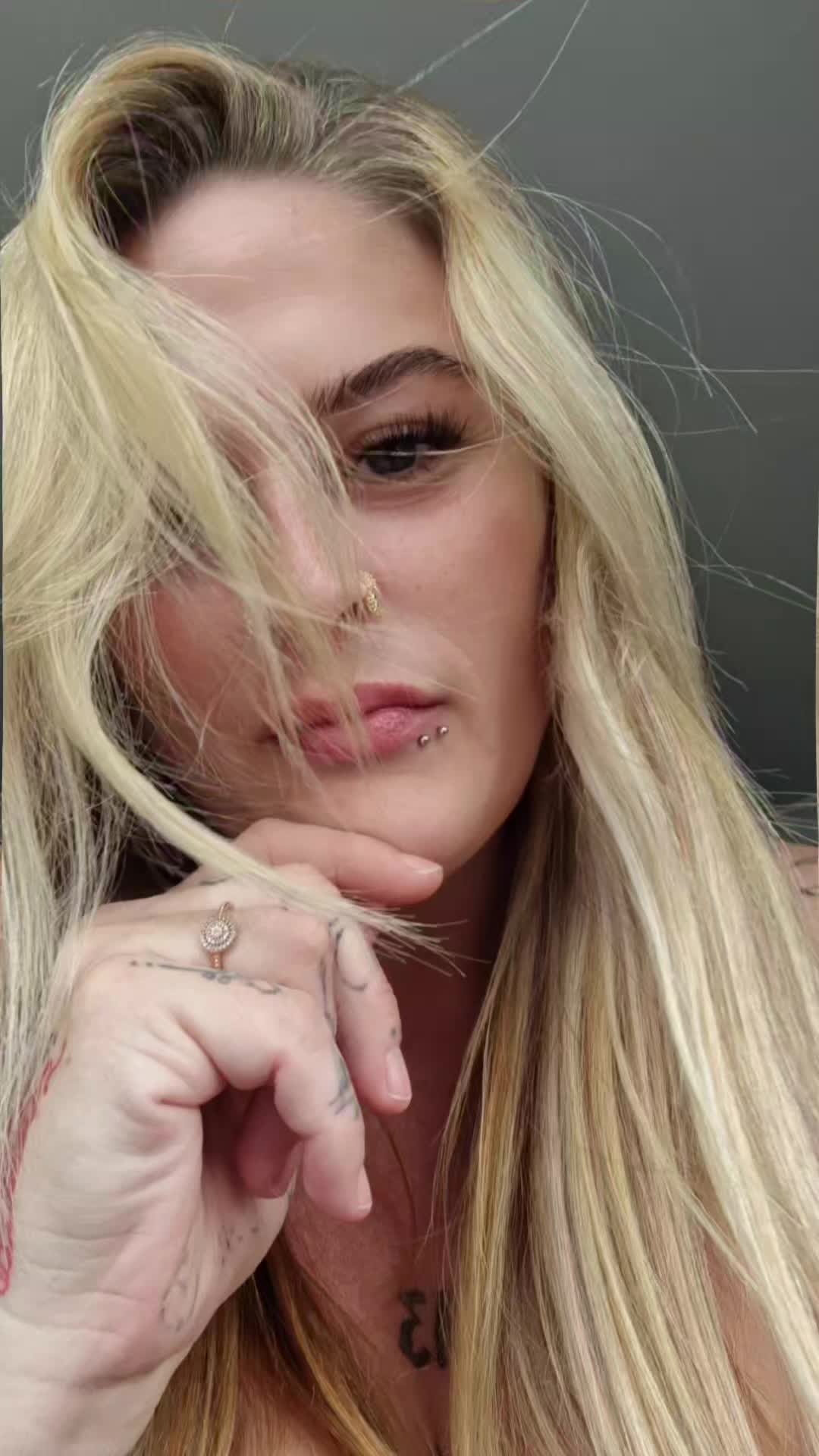 @Inked&blonde