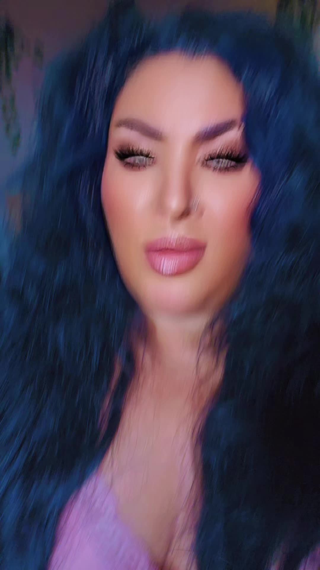 @Dee
