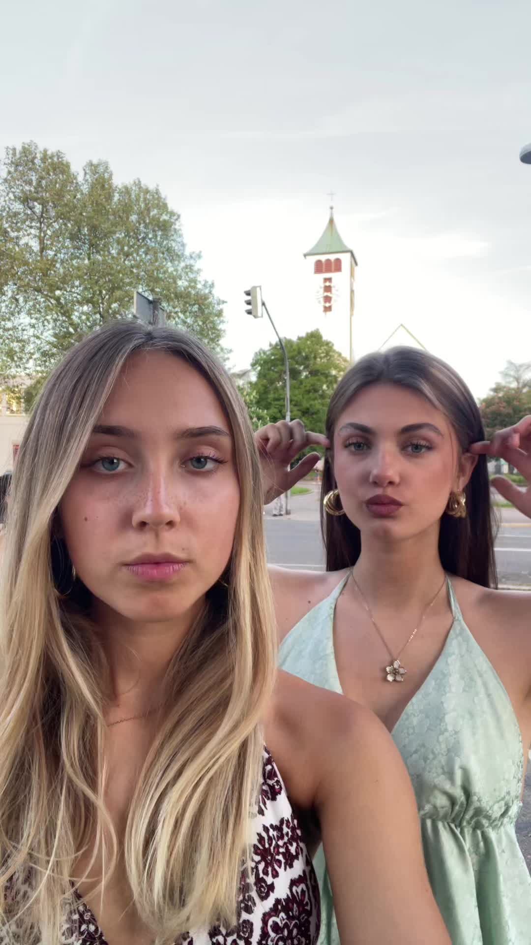 @coralie