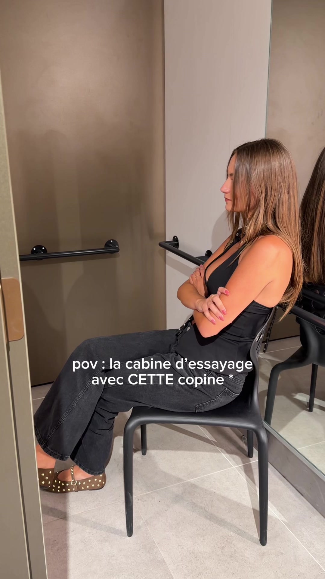 @JULIE ๐ด๐งโ๏ธ๐บ