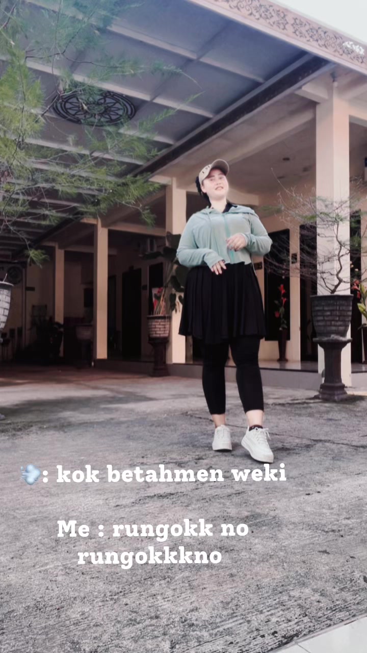@mamanya della
