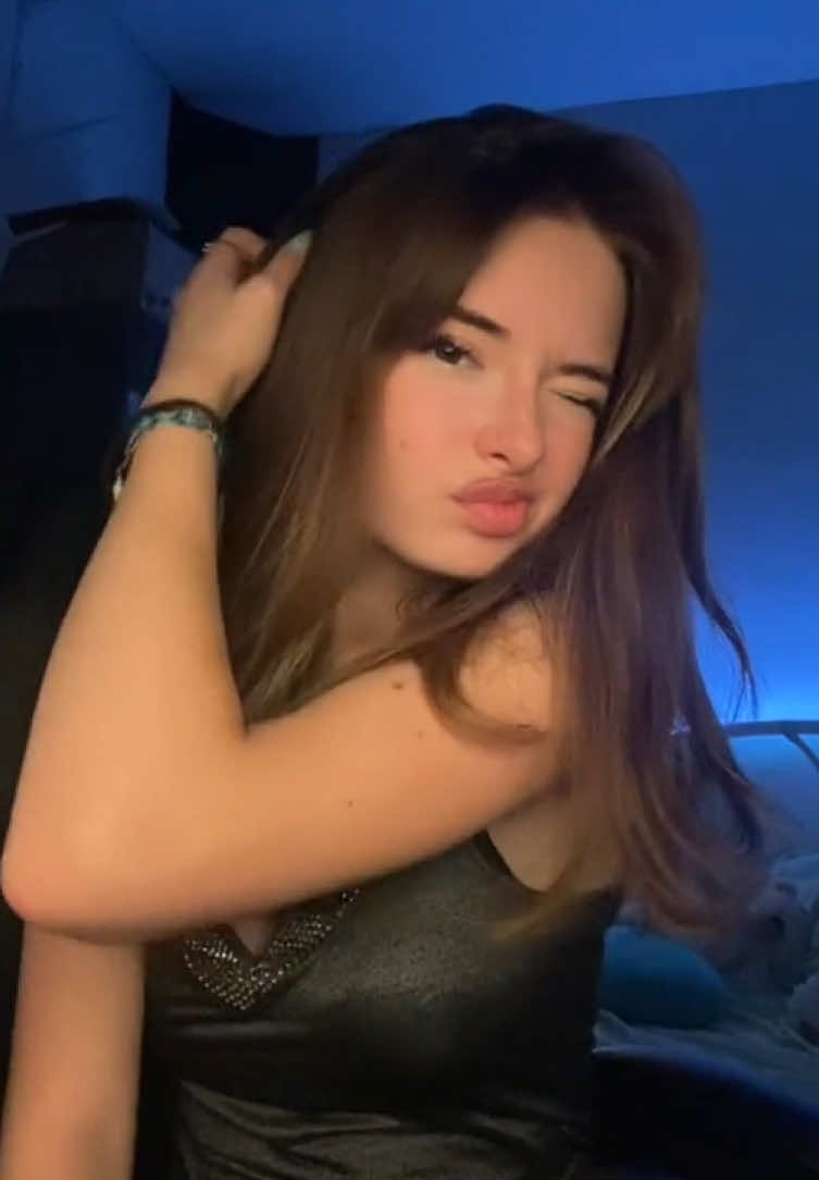@Isa