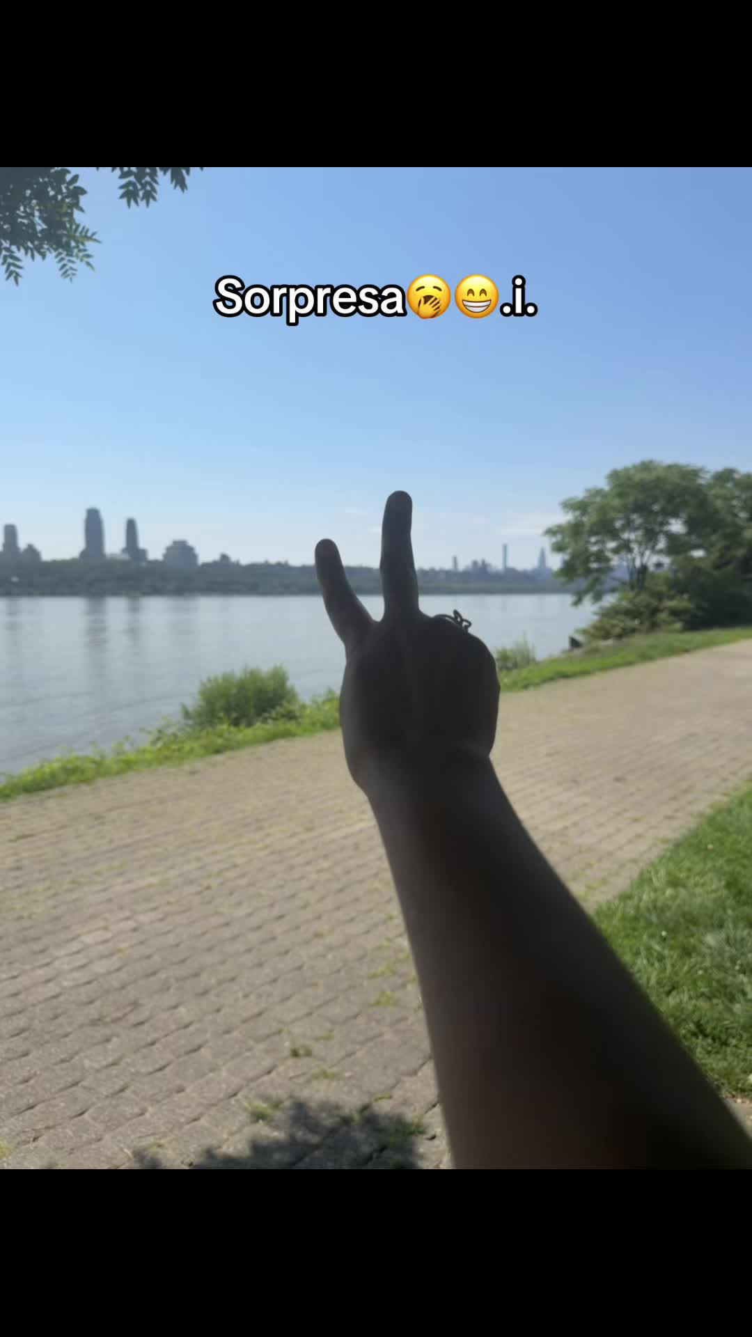 @🐛🦋❤️🩹🤞🏼👑💋💄