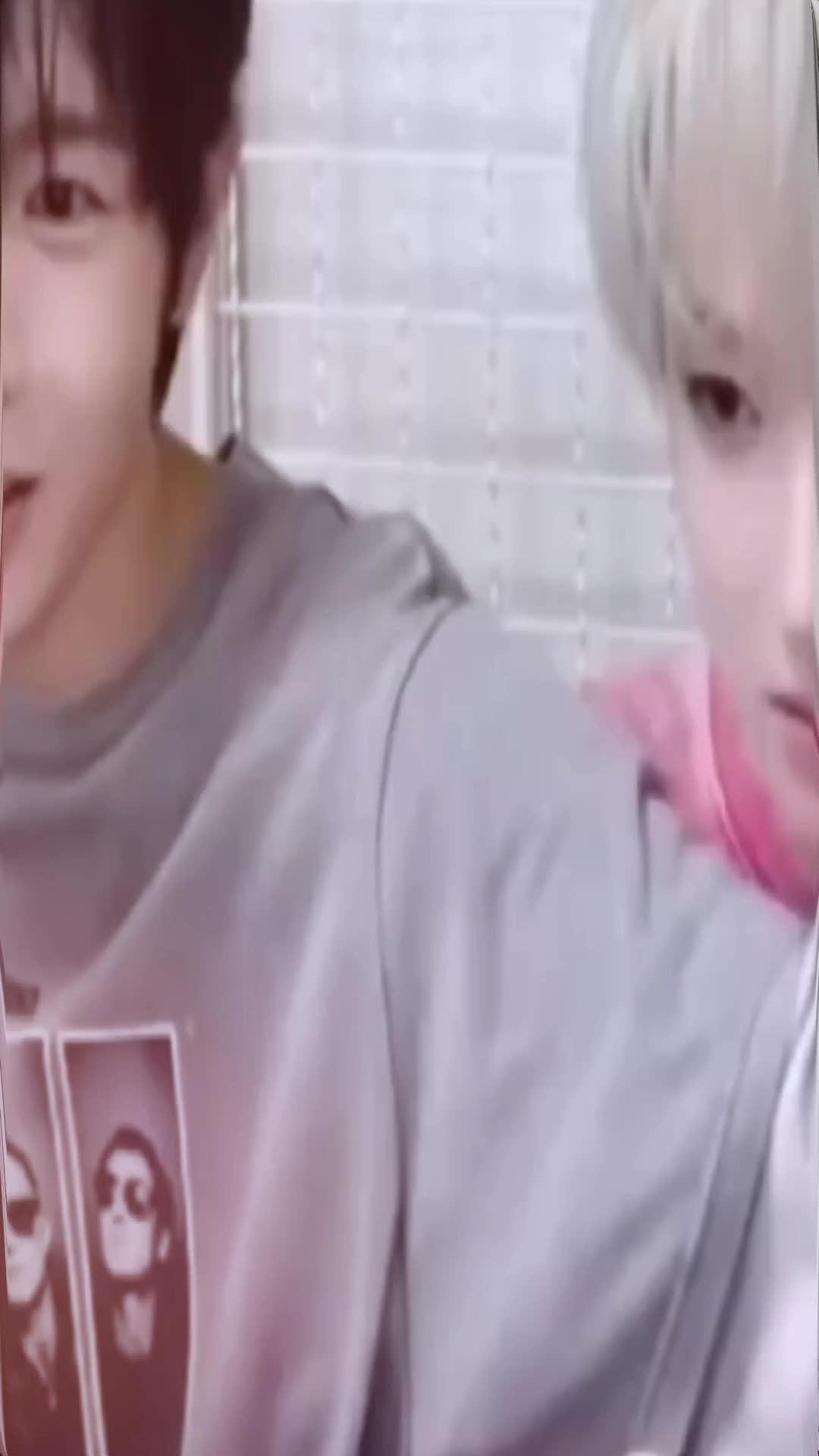 @⃟