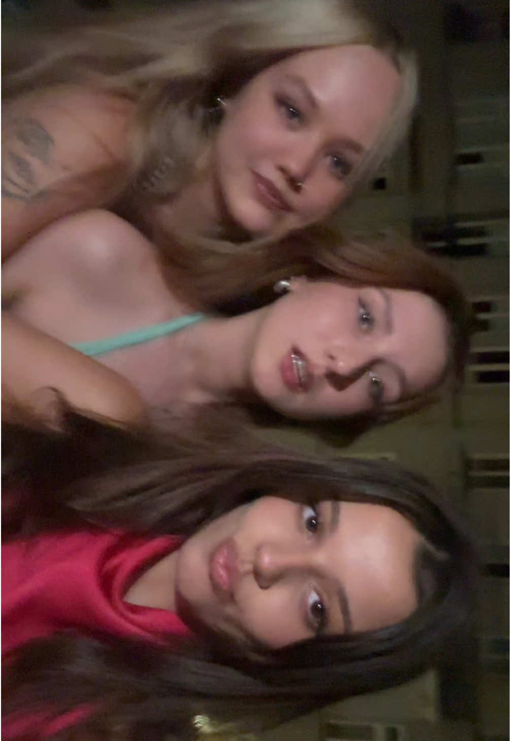 @emisieron