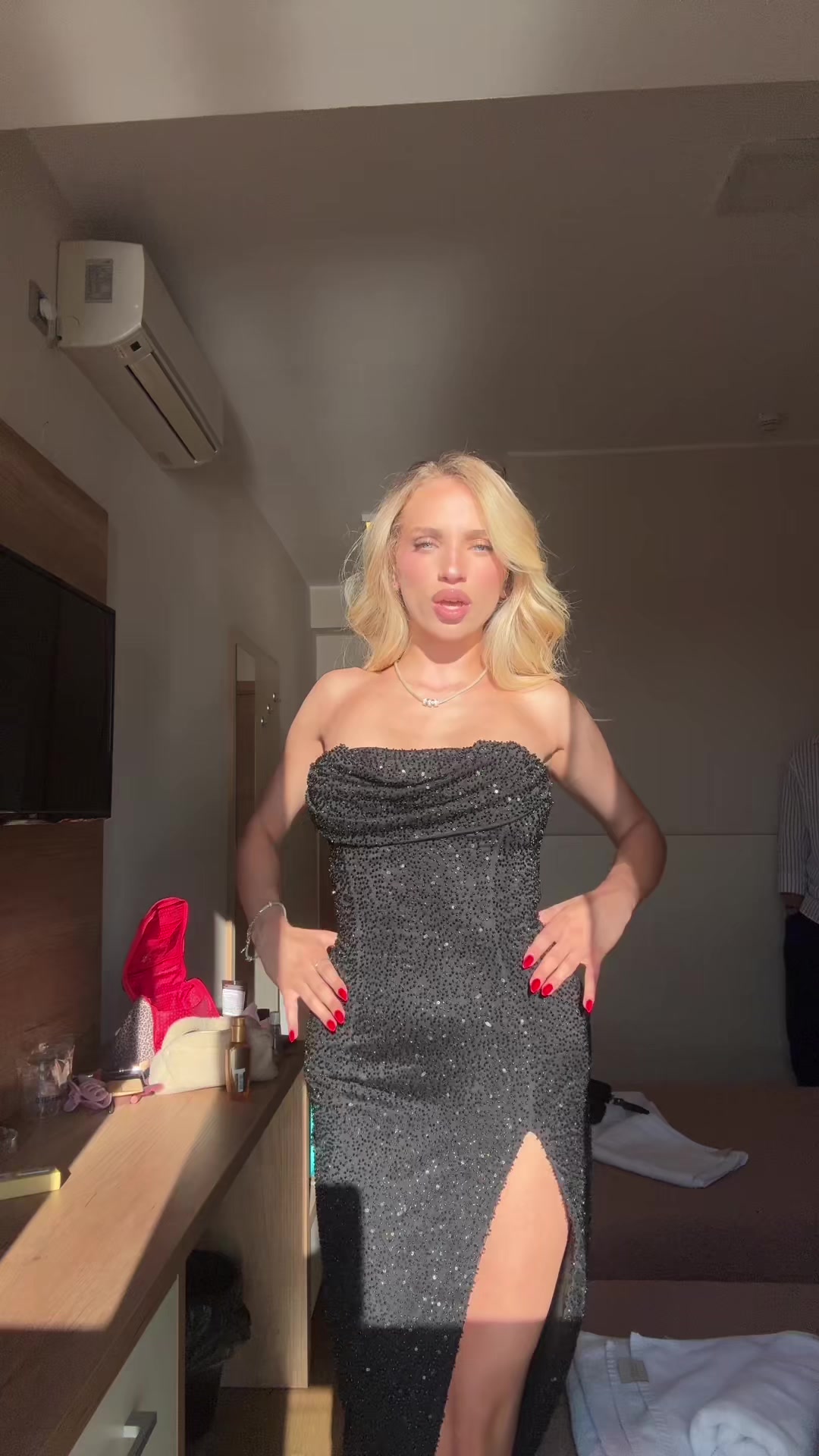 @D