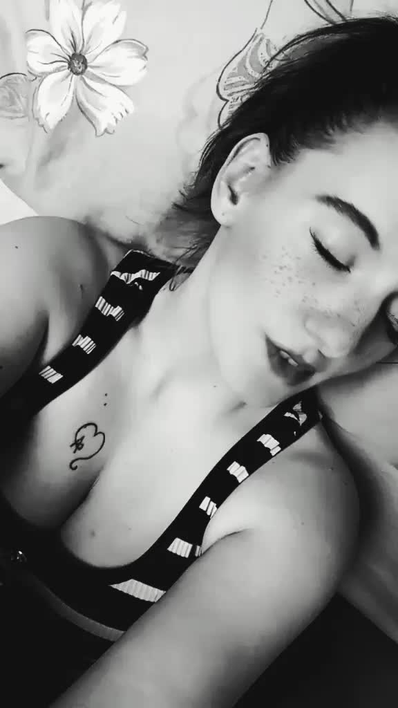 @Fuck_Girl_🖕🏻_27