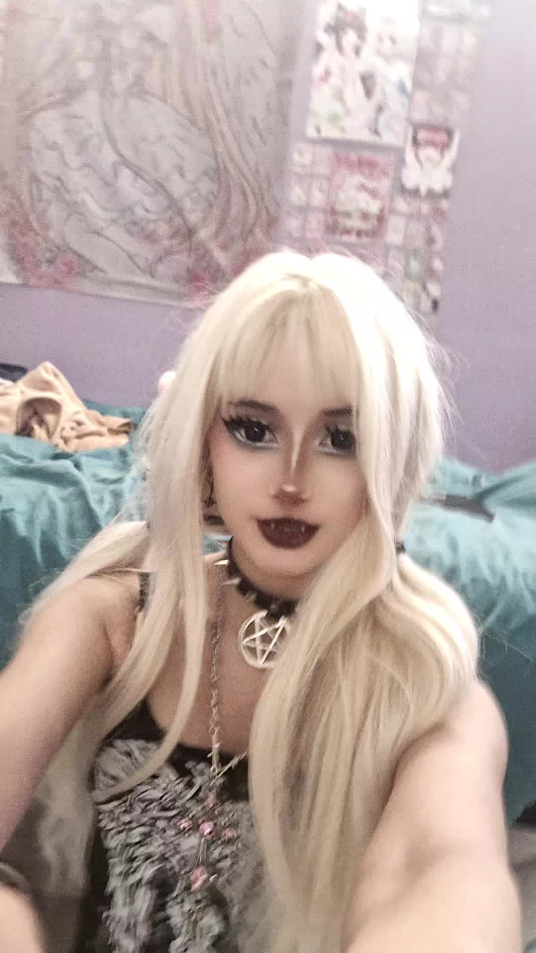 @Sasha 𖤐