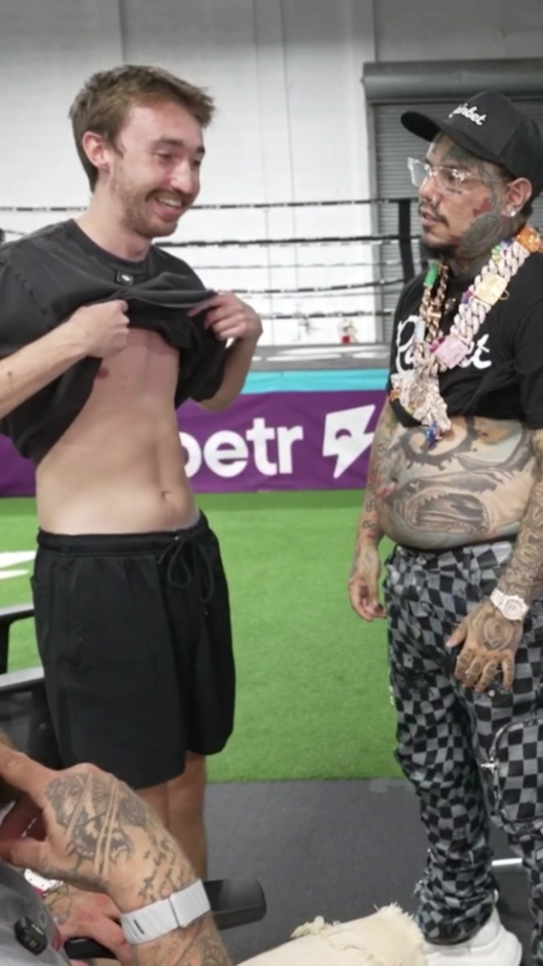 @6ix9ine