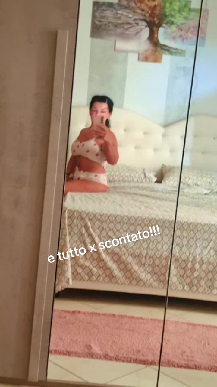 @melina105