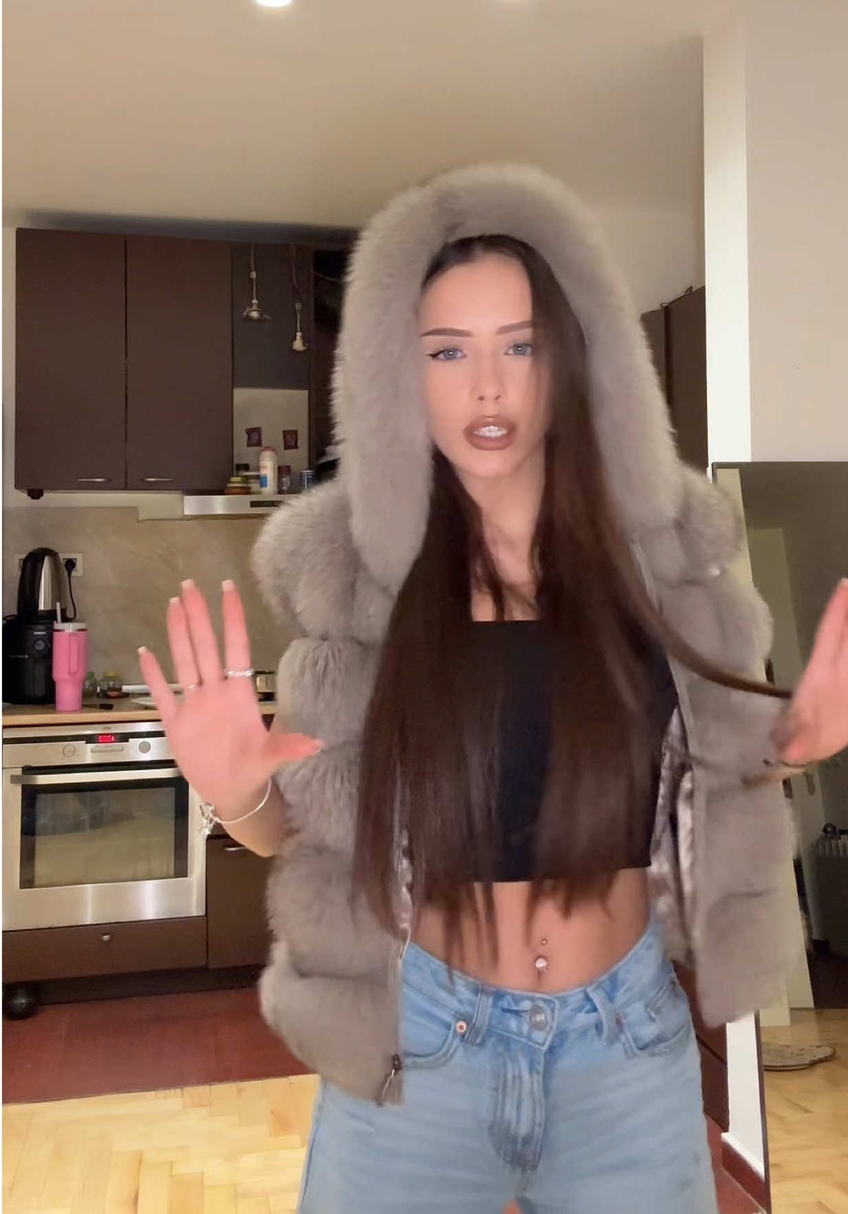 @Петя