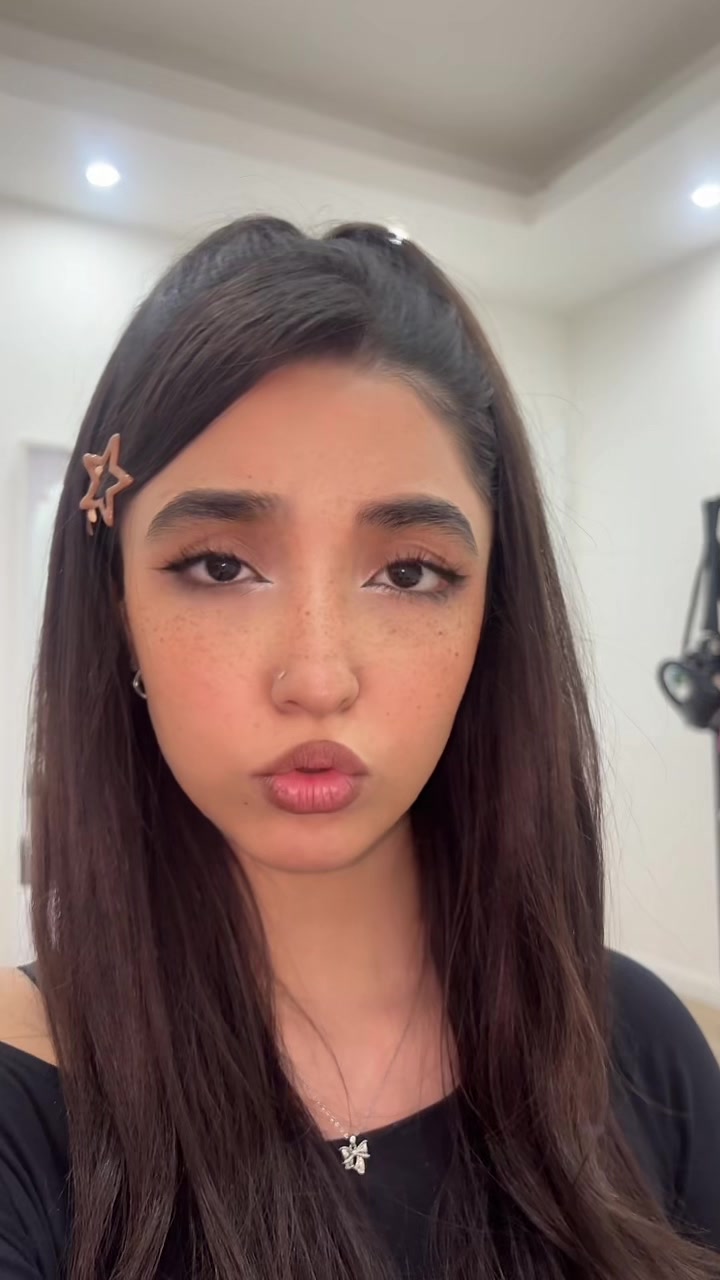 @aynaz