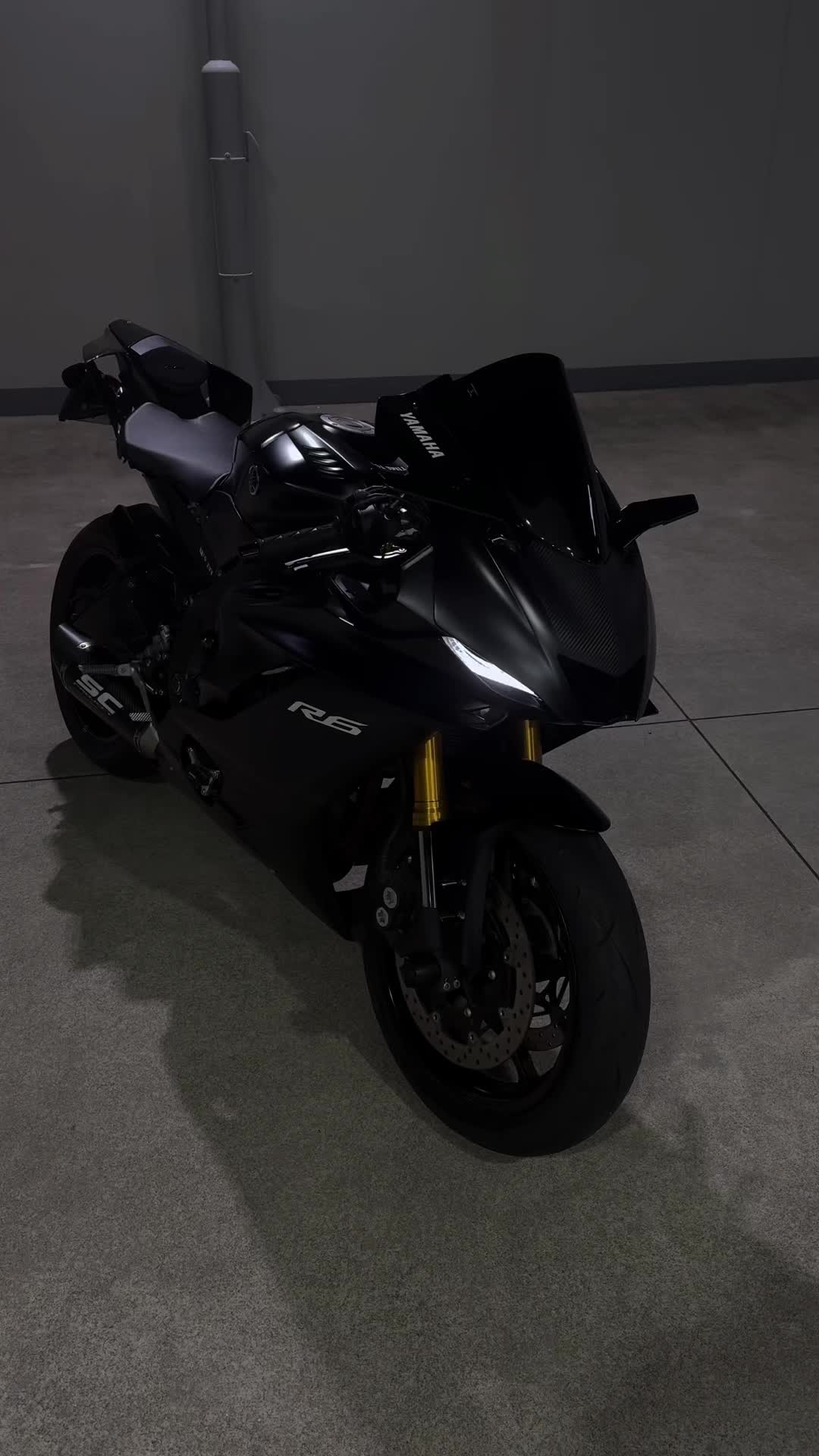 @Moto club