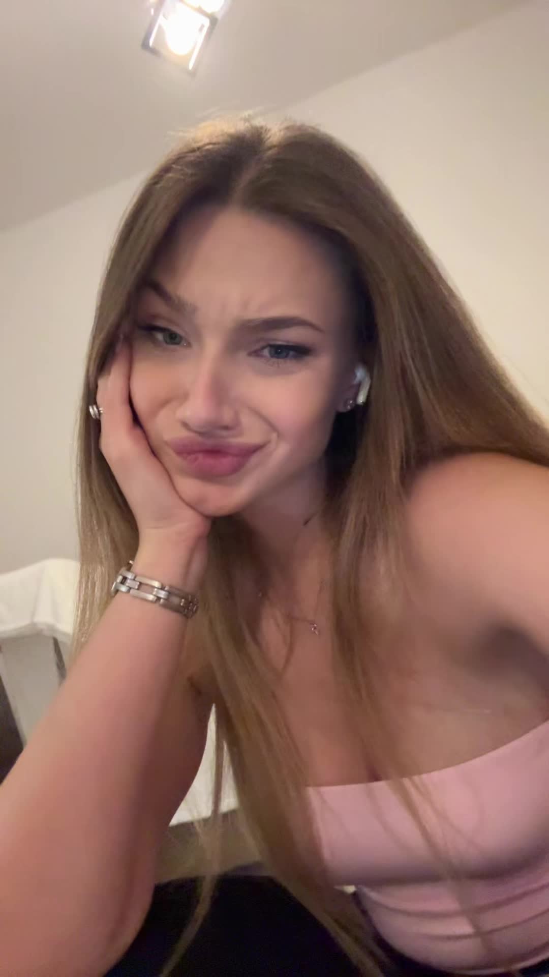 @Nicole