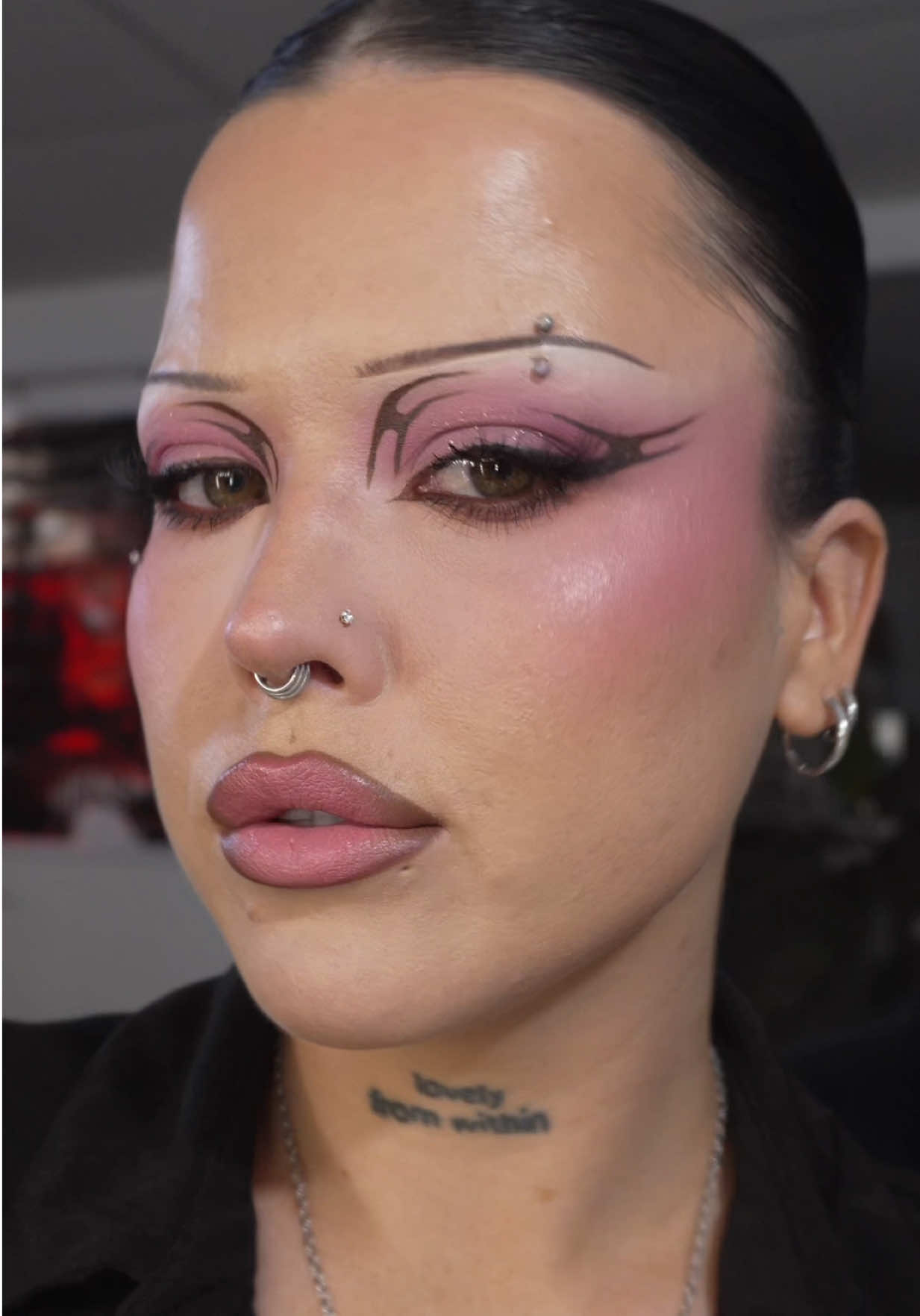 @𝕾𝖆𝖗𝖆𝖍 𝕱𝖊𝖊𝖓𝖆