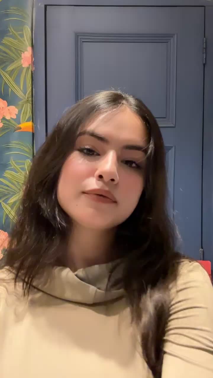 @Aastha🤍