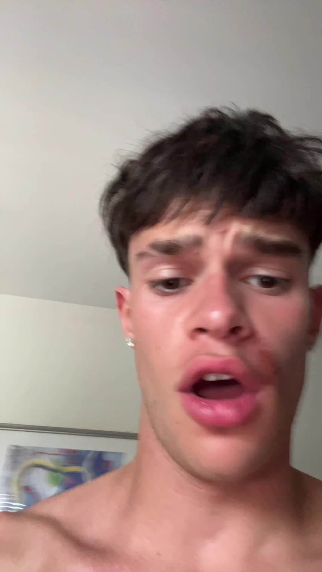 @mik👻