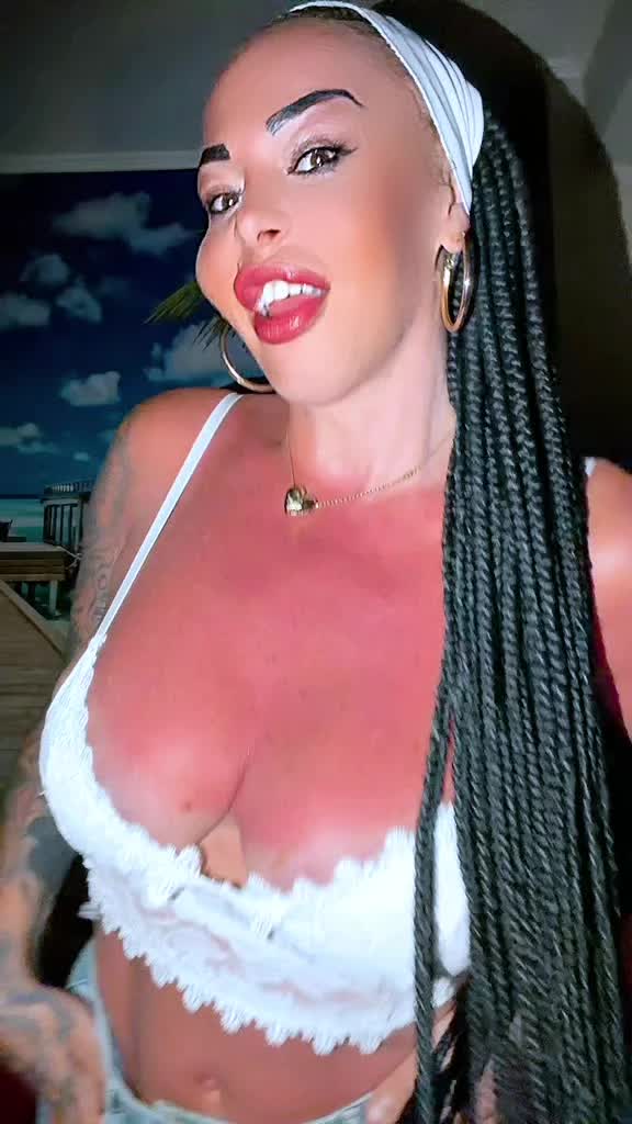 @luanaiammarino100
