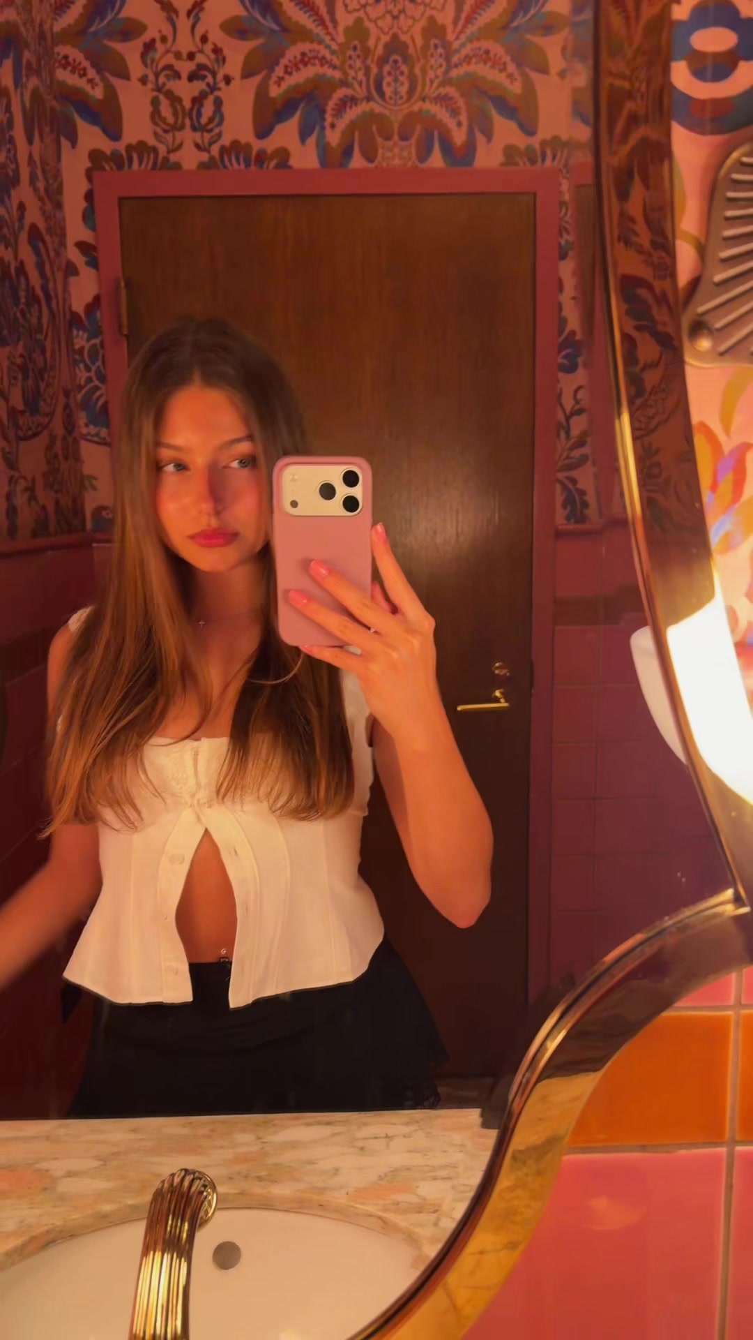 @Nina Tomasello