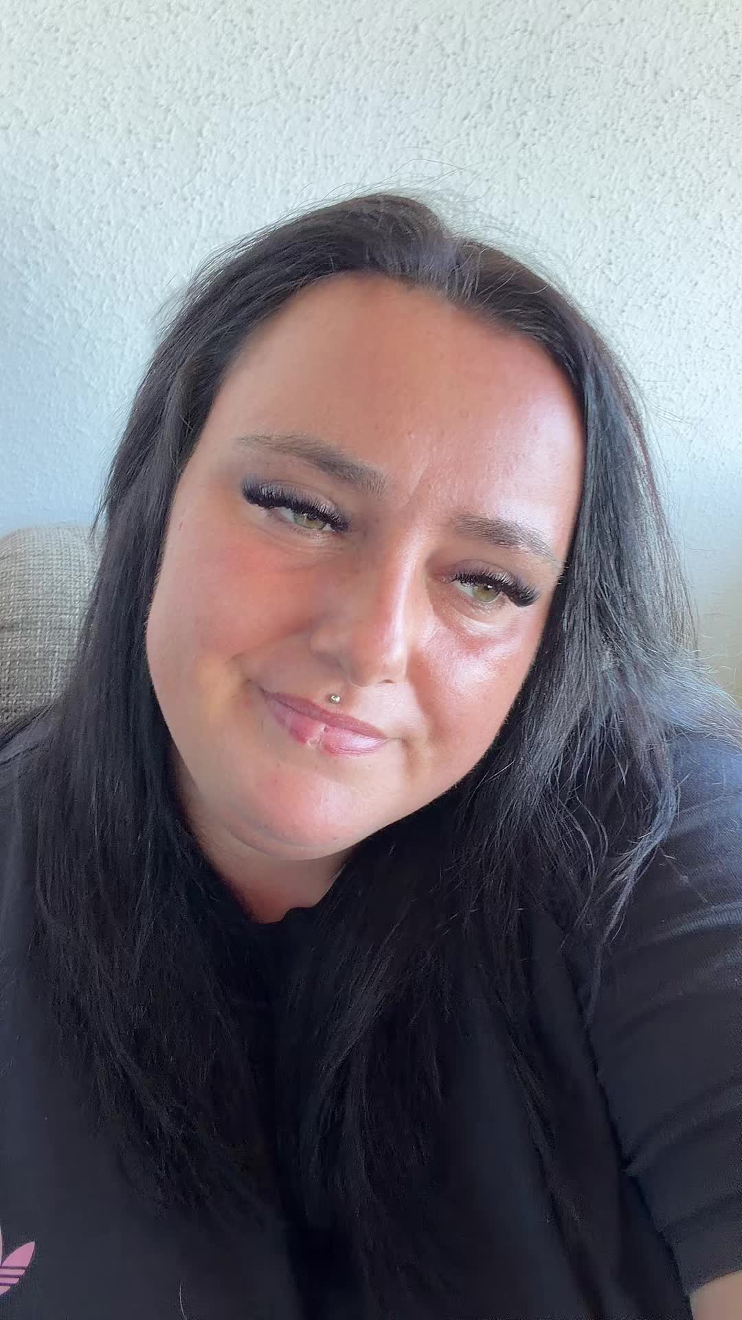 @Jasmiin